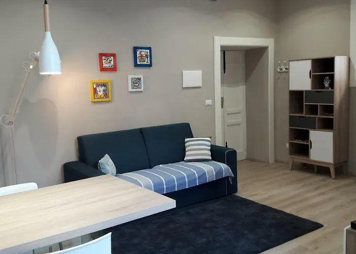 9 House Ortigia