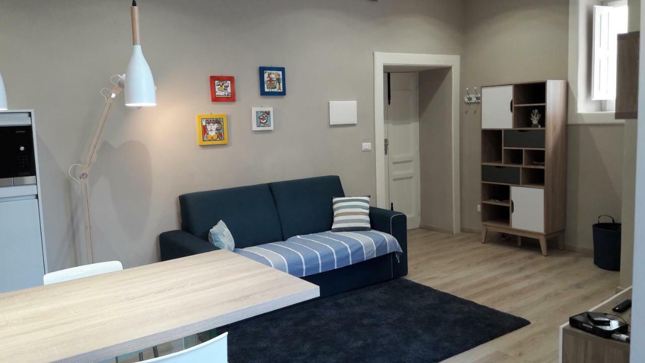 Apartment 9 House Ortigia